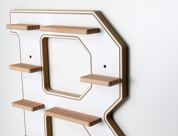Buchstabe B - Tigerbox Touch